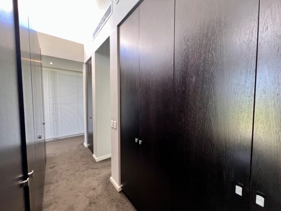 5 Bedroom Property for Sale in Oubaai Western Cape